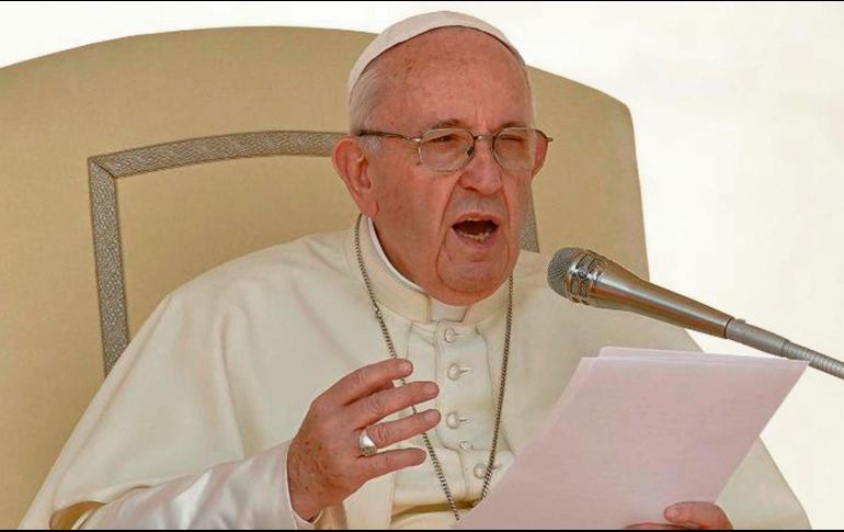 El papa Francisco llamó a evitar “un consumismo febril y la autopreservación egoísta”. AP