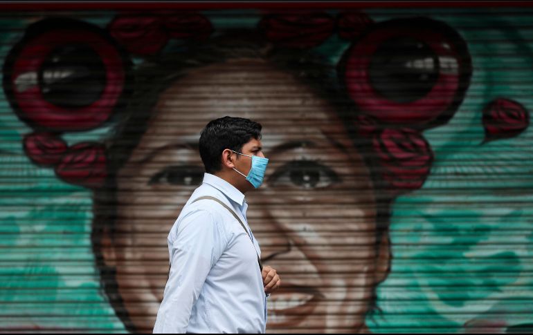 Hasta el corte del día de ayer, México registra un millón 032 mil 688 casos y más de cien mil víctimas mortales. AP / ARCHIVO