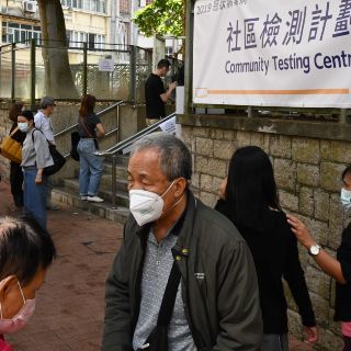 Coronavirus: Hong Kong dará 645 dólares a positivos en pruebas