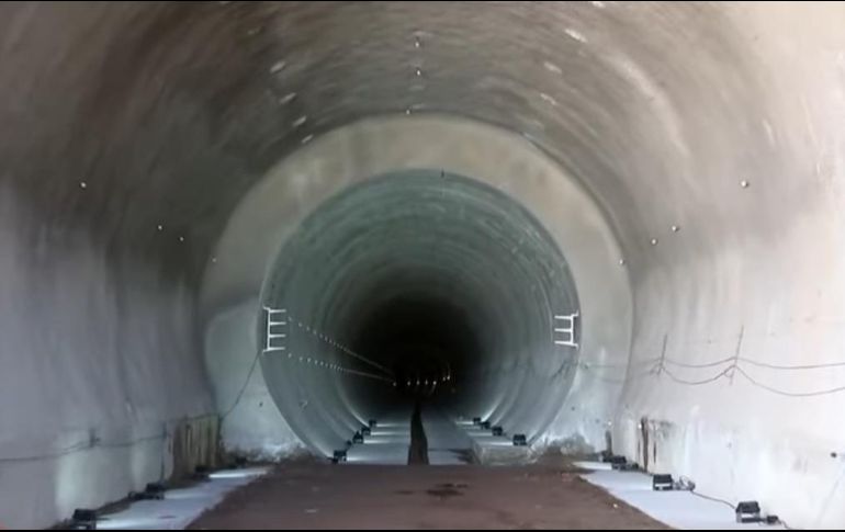 El Presidente acudió hoy a la supervisión de los trabajos de construcción del Tren Interurbano México-Toluca, en el Bitúnel Portal Oriente. YOUTUBE/Gobierno de México