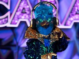 Quetzal tuvo que mostrar el rostro detrás de la máscara, siendo el cantante y actor Mane de la Parra. TWITTER/@eslamascara