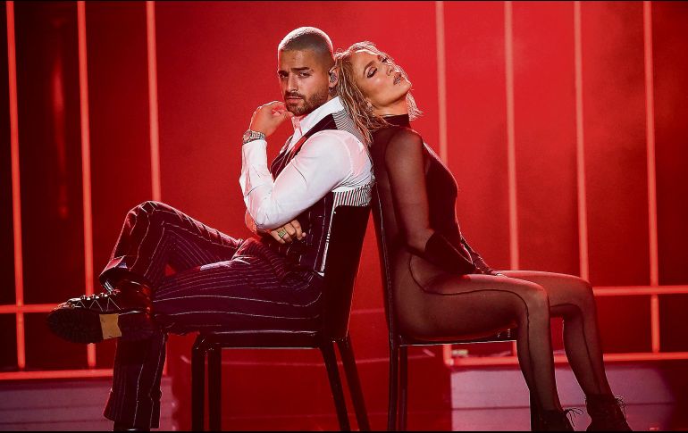 Maluma y Jennifer Lopez. Ambos se encargaron de ponerle el toque “picante” a la velada. AP