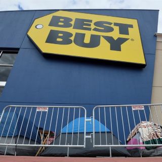 Best Buy y otras marcas que el coronavirus retiró de México