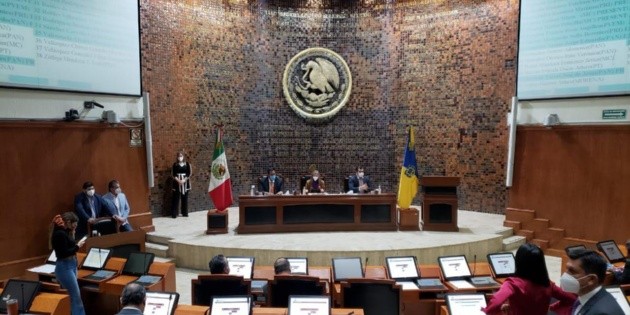 Diputados de oposici&oacute;n cuestionan glosa del segundo informe
