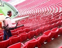 Aunque existe riesgo al reabrir el estadio, de implementar de forma correcta los protocolos, se podría lograr cero contagios. TWITTER/ @Chivas