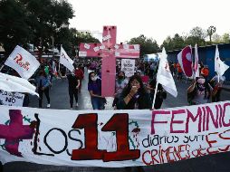 Marcharon del monumento a la Revolución al zócalo. SUN