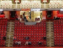 Los aficionados tuvieron que ser convocados en pocas ocasiones por el personal del estadio a respetar medidas de sana distancia en varios puntos del inmueble. IMAGO7