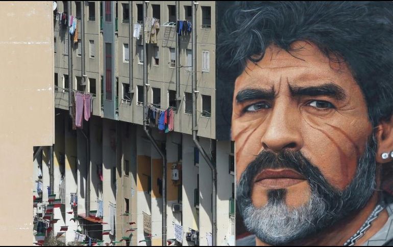 Maradona falleció este miércoles, a los 60 años, en una casa de las afueras de Buenos Aires a donde se había mudado este mes, tras haber estado ingresado en dos centros de salud y ser operado de un hematoma subdural.
