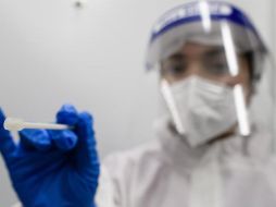 Este sábado, el Sistema Radar Jalisco registró 805 nuevos casos positivos de COVID-19. EFE/C. Bilan