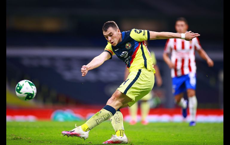 Chivas pasa a semifinales tras tundir al América con golazos