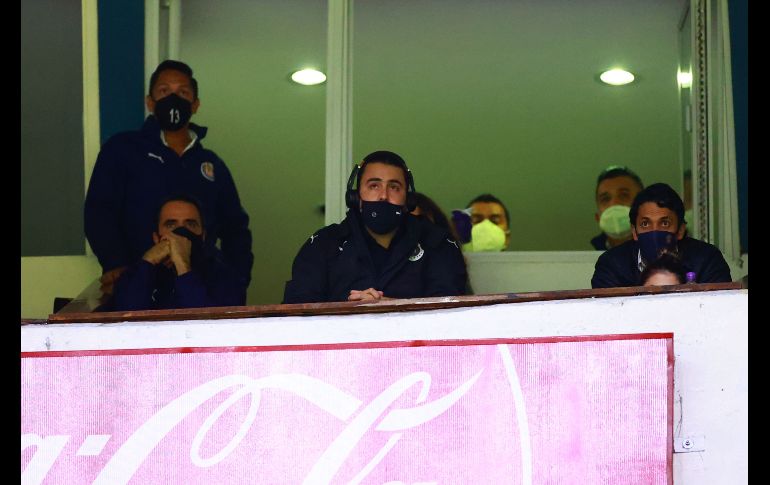 Chivas pasa a semifinales tras tundir al América con golazos