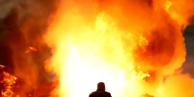 F1: El aparatoso accidente de Romain Grosjean que detuvo el GP de Bar&eacute;in