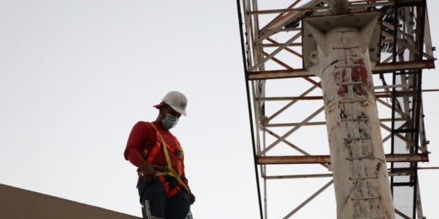 Clausuran 73 anuncios espectaculares en Guadalajara