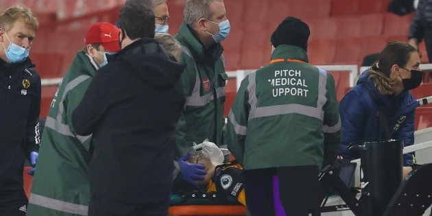 Ra&uacute;l Jim&eacute;nez est&aacute; "despierto y consciente"