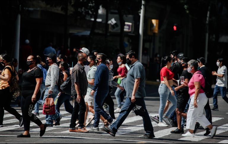 La SSJ hizo un llamado a que en esta temporada decembrina se limiten los festejos y reuniones. EL INFORMADOR / ARCHIVO