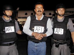 Rafael Caro Quintero (c) es uno de los principales objetivos de la DEA. AP/ARCHIVO