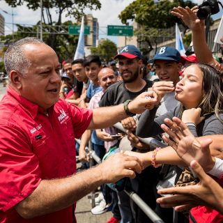 El chavismo se lanza contra la abstención