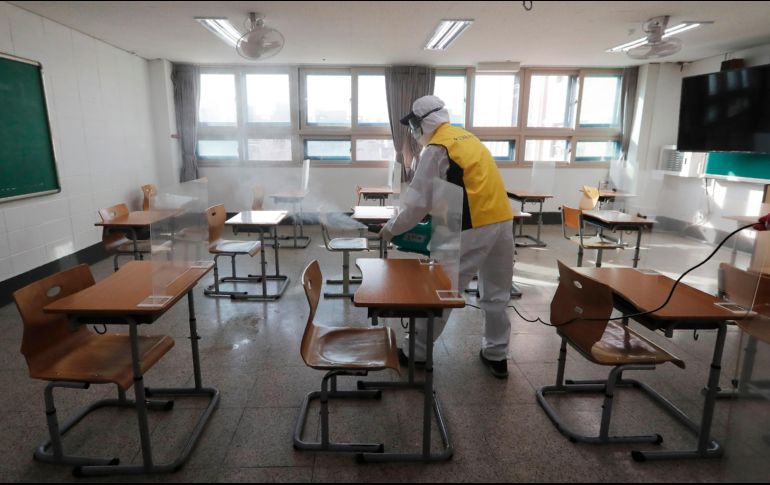 El 11 de enero podría iniciar la limpieza de las aulas. AP/Y. Ahn