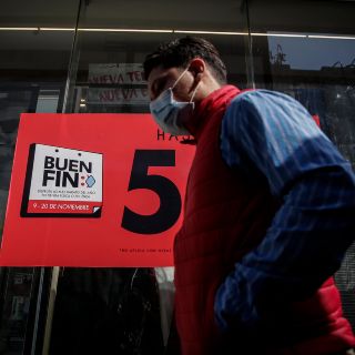 La confianza de los consumidores cae por primera vez en seis meses