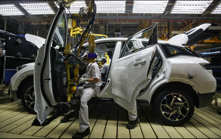 La industria automotriz representa un 3.8 % del Producto Interno Bruto (PIB) nacional y un 20.5 % del PIB manufacturero. AFP/ ARCHIVO