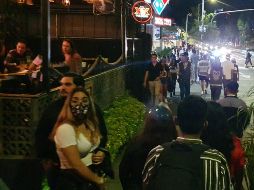 Los establecimientos deberán poner en funcionamiento sistemas de ventilación con inyección de aire natural y colaborar en la aplicación de pruebas de COVID-19 supervisadas por las autoridades de salud. EL INFORMADOR / ARCHIVO