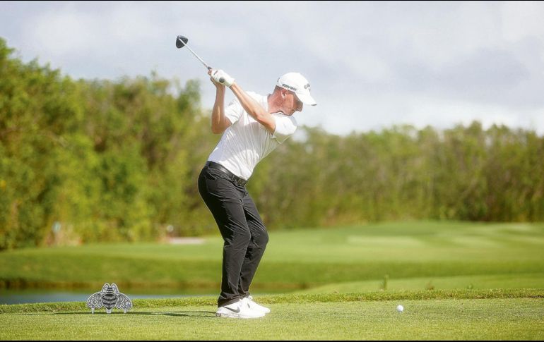 Grillo firmó ayer una tarjeta de 63 golpes y es el rival a vencer en El Camaleón Golf Club. AFP