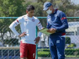 Luis Romo y Robert Dante Siboldi. El volante se ha convertido en pieza clave en el esquema del uruguayo. TWITTER/@CruzAzulCD