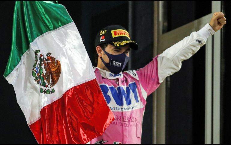 El piloto de Guadalajara, Sergio Pérez, logró en Sakhir su primer triunfo en la Fórmula 1. AFP/B. Lennon