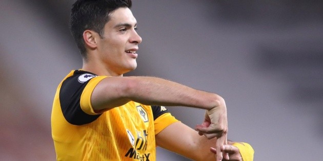 Ra&uacute;l Jim&eacute;nez sale del hospital tras fractura