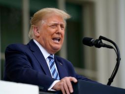 Donald Trump explicó que los tiempos para proveer ayuda a otras naciones se definirán de acuerdo con la oferta y la demanda de vacunas que haya. AP