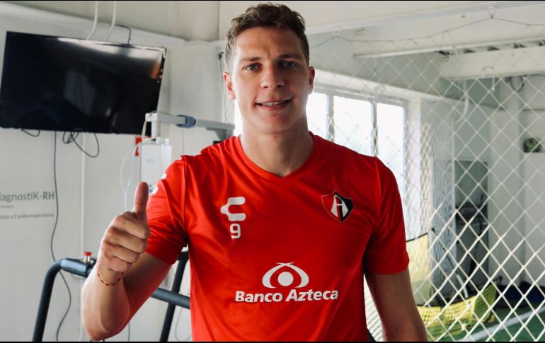 Se espera que el jueves Julio Furch tenga su primer entrenamiento con el equipo comandado por Diego Cocca para unirse a los trabajos de pretemporada de los rojinegros. IMAGO7