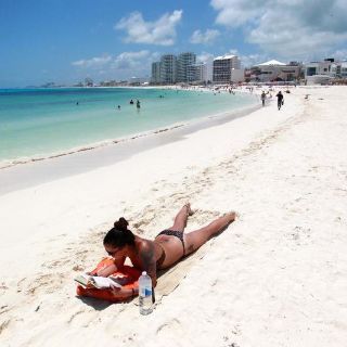 Coronavirus: Turistas extranjeros regresan a México tras pandemia