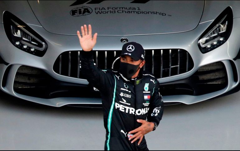 Hamilton competirá con el Mundial de pilotos bajo el brazo y también con el de constructores amarrado, buscando la que sería su décimo segunda victoria del año. AFP / ARCHIVO