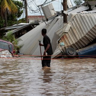 Caravana migrante parte de Honduras hacia Estados Unidos