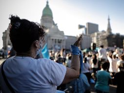 A las afueras del Congreso hubo manifestaciones a favor y en contra de la despenalización. EFE/J. Roncoroni