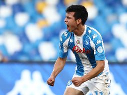 Hirving Lozano festeja tras empatar el partido en el 52 con un gran gol de cabeza en el estadio Diego Armando Maradona de Nápoles, Italia. AP/LaPresse/A. Garofalo