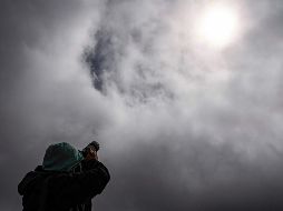 Según la NASA en su sitio web, la sombra de la Luna pasando sobre la circunferencia solar se podrá divisar desde la comuna de Saavedra, en la costa sur de Chile. AFP / M. Bernetti