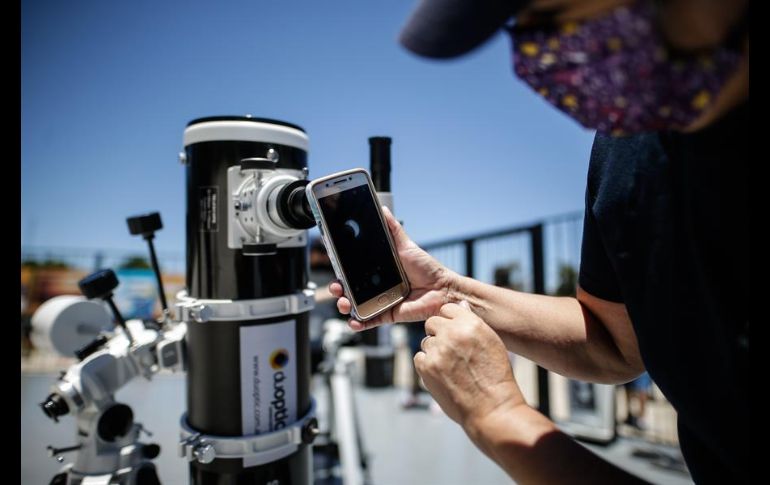 Este es el segundo eclipse solar total en 16 meses registrado en la región. EFE/E. González