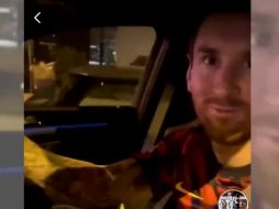 ''No jodas, Messi, te quiero muchísimo'', había respondido el afortunado aficionado que recibió la camiseta del astro argentino con voz temblorosa. TWITTER