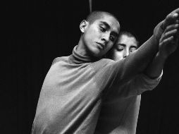 Sanación. Dejar las cargas del pasado y vivir el presente es el objetivo de esta obra. ESPECIAL