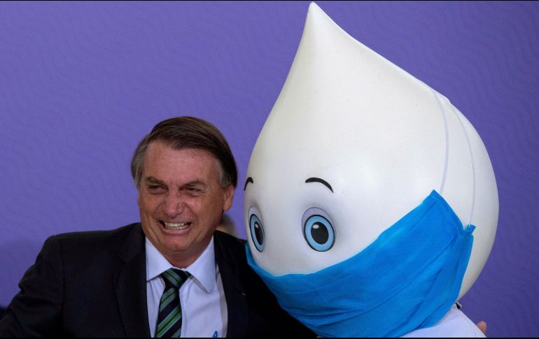 Bolsonaro dio positivo para el virus a mediados de año, luego de una incesante campaña contra las medidas de distanciamiento social y de prevención