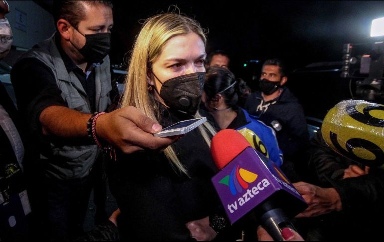 Lorena Arriaga, esposa de Aristóteles Sandoval, pidió entre sollozos que su muerte ayude a combatir el crimen. EL INFORMADOR