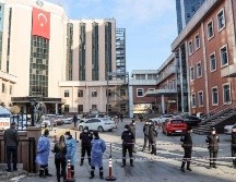 Los demás pacientes afectados por el incendio fueron trasladados a otros hospitales de la zona. AFP/Demiroren News Agenc