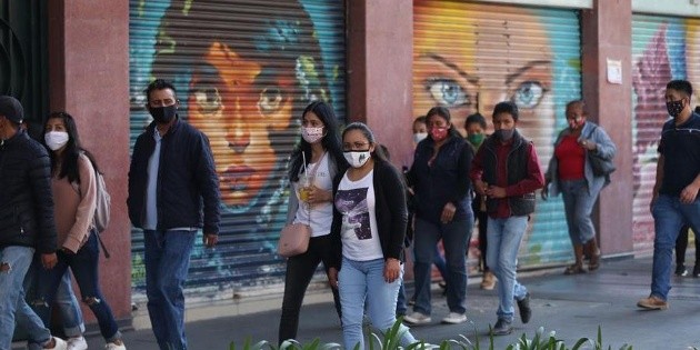 Coronavirus: M&eacute;xico suma 117 mil 876 muertes por la enfermedad