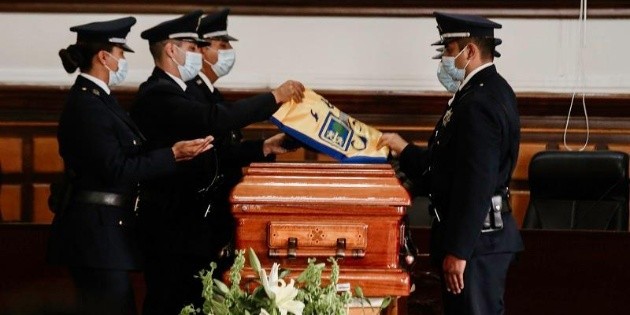 Gobernador se compromete a dar con los homicidas de Arist&oacute;teles Sandoval