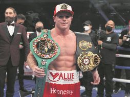 Los jueces calificaron la pelea a favor de Canelo 119-109,119-109 y 117-111. TWITTER/@DAZNBoxing