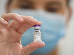 Prevén lanzar las campañas de vacunación en la Unión Europea el 27 de diciembre. AFP/ARCHIVO