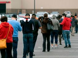 Escenas de filas en las tiendas de la cadena han sido frecuentes tras las restricciones por la pandemia. AFP/ARCHIVO