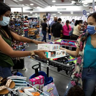 Se encarece Navidad, repuntan precios de mercancías en diciembre