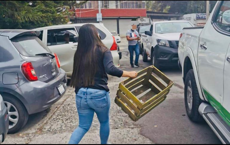 Las multas por bloquear los espacios en la vía pública pueden ir de los mil 294 a los tres mil 549 pesos o 36 horas en los juzgados. ESPECIAL/ Ayuntamiento de Guadalajara